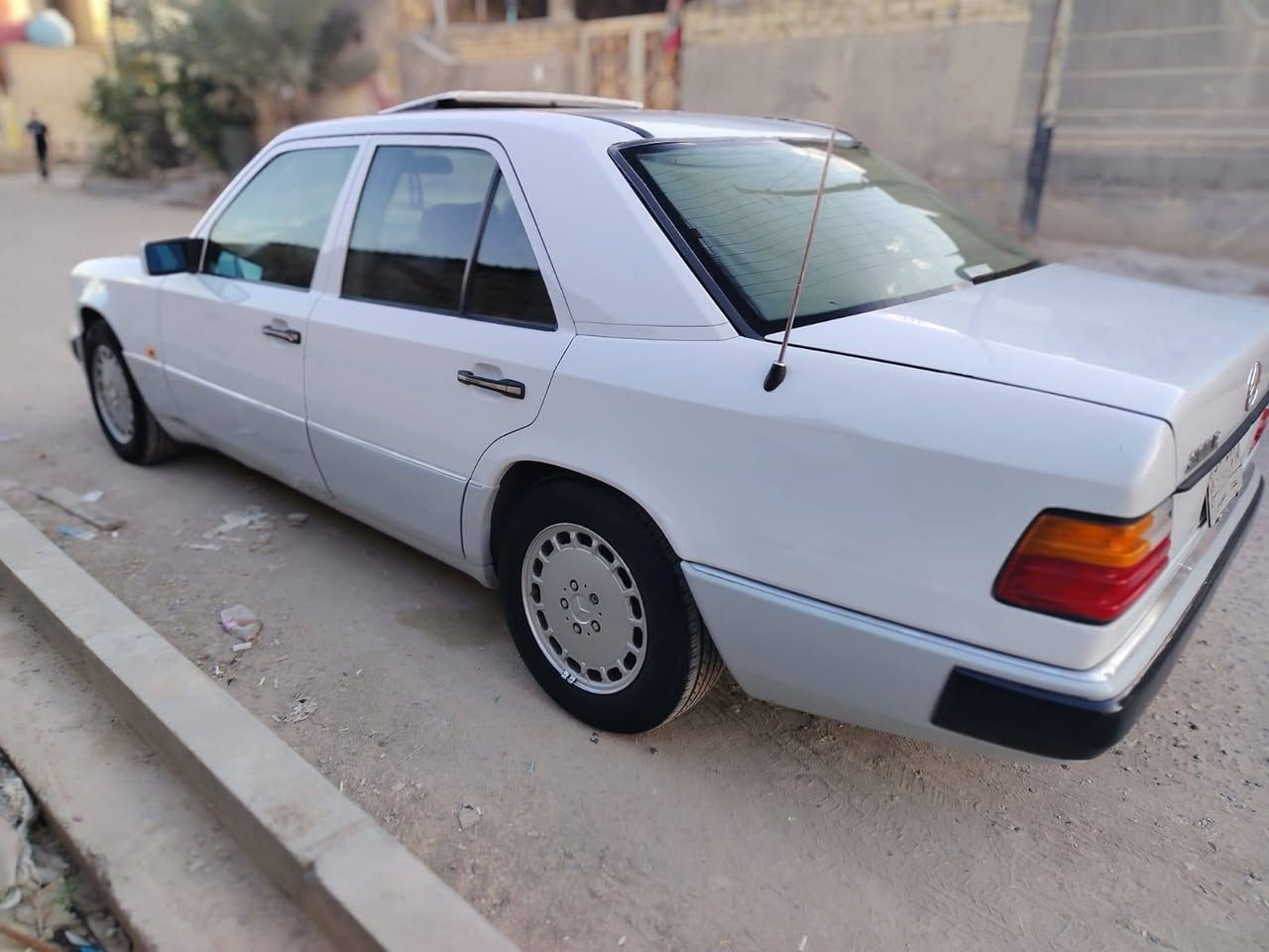 سلام عليكم مارسدس دب موديل 87 محدثه محوره VVT3000 مصبوغه جماليه تبريد شغال جام أمامي كهرباء داخل مخمل جديد مكفوله قواعده نضيفة برانكيتات نضيفة رقم بغداد مشروع وطني سلايت شغال بيع فقط بدون مراوس سعرها 65 وبيها مجال مكان ناصريه المركز
إتصال ***********
