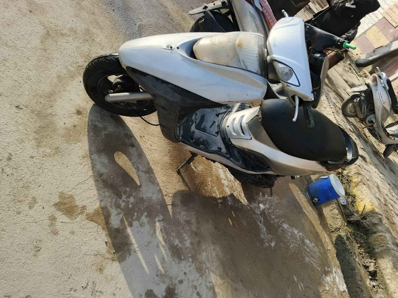 سلام عليكم بريس البيع نكره درجه حلوه سعره 250وبيه حك جيه شراي يتصل وبيه خير ودلل ***********
***********
