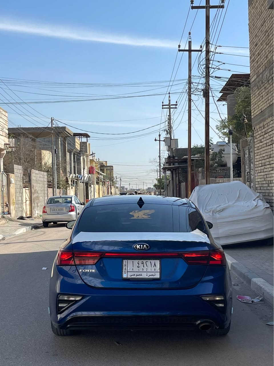 يالله من رخصت الادمن المحترم للبيع كيا فورتي 2020 لون ازرك محرك 2000 دوش رقم بصره مشروع وطني معوقين لغايه 2027  ماشيه 80 السياره جديده كلش مامتعوبه استخدام شخصي تبريد تدفئا كير مكينه حداده طخم تاير لايت زنون ترحيب رادار جانبي كامره دواره شاشه كار بلي تحديد مسار مثبت سرعه نضام سبورت نورمال  السياره بيهه بارد بالجاملغ الامامي والبنيد مبدل عنوان السياره البصره وهاذه رقم راعيهه   (***********7).  *********** البصرة, العراق
