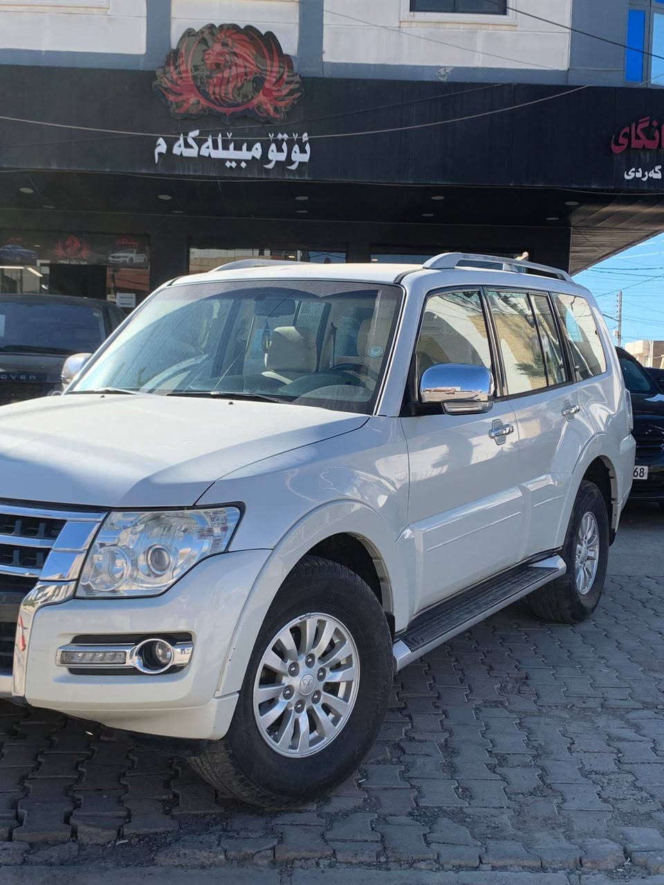 باجێڕۆ 2015 
کلین بدون صبغ
دەبل ئەکسل 
محرك/ V6 _3000 کپس 
رقم جدید و سنویە منتهیە
ڕەقەم نوێیە سەنەوی کۆنە 

تحویل و الغرامات نفس الیوم

ڕۆیشتن/ ماشیە  /  100 کم 
سعر / 159  ورقە
مکان /  اربیل
*********** واتساب
*********** واتساب أربيل, العراق
