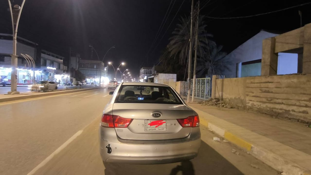 كيا اوبتيما ٢٠١٠ للبيع او امراوس سيارة جاهزة من كلشي حداديه مكينه كير فقط البدي بيه جراد السعر ٨٣ وبيها مجال للطيبين مكان السيارة الناصريه المركز 
***********
*********** بي واتساب
