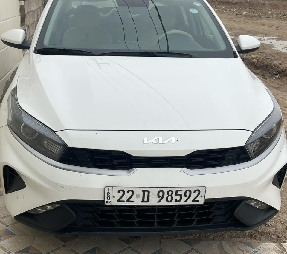 سيراتو 2024مكفوله كفاله عامه موصفات  تبريد قطعتين تحكم ستيرن حساس خلفي ماشيه 41الف سعر 180 بيهه مجال قليل ***********
