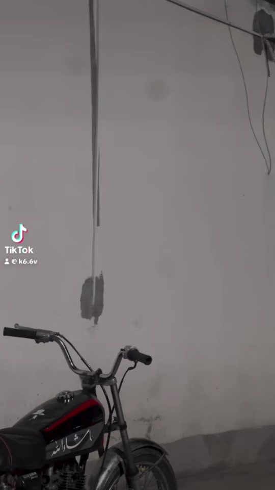 ‏سلام عليكم دراجة للبيع بدون أوراق موديل٢٠١٧ دراجه شلعه تشك الكاع  معدله صاروخ سعره ١٨٥بي مجال رقمي ***********فقط بل واتساب متواجد
