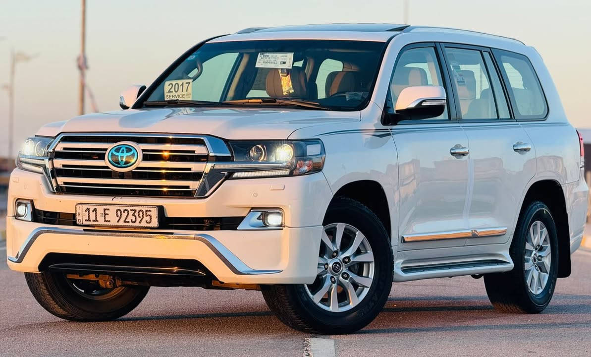 تويوتا ••• لاندكروز
موديل ••• 2017 /// وايت اديشن 

فول 1/1  V…6
جلد بيجي 
كراسي كهرباء 
3 شاشات 
8 إرباكات 
السياره جديدة جدا 
للاستفسار اكثر عن الاسعار والتفاصيل 

✅✅☑️☑️لاتترددوا بالتواصل معنا ☑️☑️✅✅
         (( معرض دبي لتجارة السيارات الحديثه ))

متوفر جميع أنواع السيارات الخليجيه والأمريكية

 بييع     ☑️☑️
شراء     ☑️☑️
مراوس ☑️☑️

العنوان ::: الصويره
بإدارة    ::: عامر الزبيدي 

للاستفسار اكثر عنّ الأسعار والتفاصيل والصور 

الاتصال على الأرقام ☎️☎️

***********☎️☎️
***********☎️☎️
