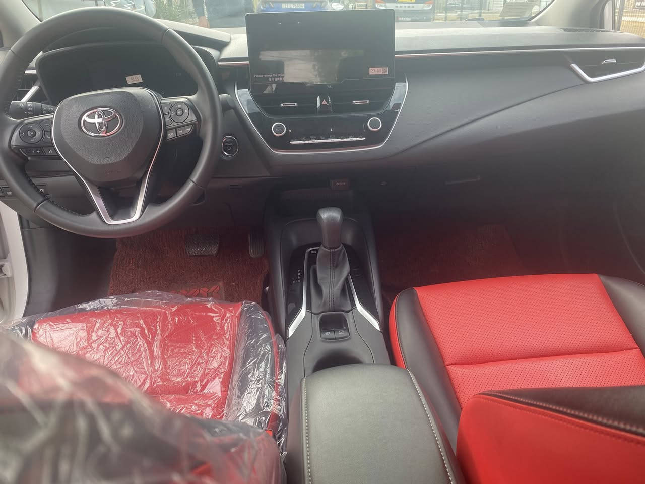 سلام عيلكم كرولا٢٠٢٥ ما ماشيه فول مواصفات داخل احمر كشن كهرباء  فتحه سياره فووول مواصفات ***********       سعر ٢٧ مليون وبيه مجال 
مكاني بغداد الكرخ
