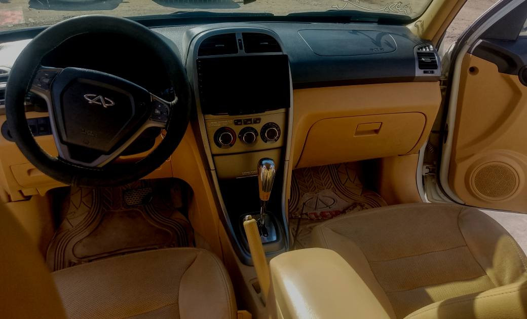 السلام عليكم شيري تيكو (2013)فول للبيع ⭐
مكفوله كفاله عامه بدون قطره صبغ ⭐

تحكمات استيرن
شاشه كامره 
رادارات خلفيه 
كشنات جلد 
تبريد ثلج🥶
كشنات تدفئه تبريد 
كير ومحرك شرط⚡
تخم تاير جدد
صدر جديد 
شرط التحويل ثاني يوم 
السعر ٦٤ بيها مجال بسيط
العنوان صلاح الدين سامراء 
رقم الهاتف ***********
