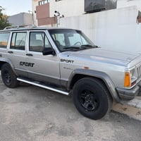 سەیارەکە جاهیز و بێ کێشەیە و سەیارەی مەعرەز نیەو سەیارەی ماڵی خۆمە ئەم...