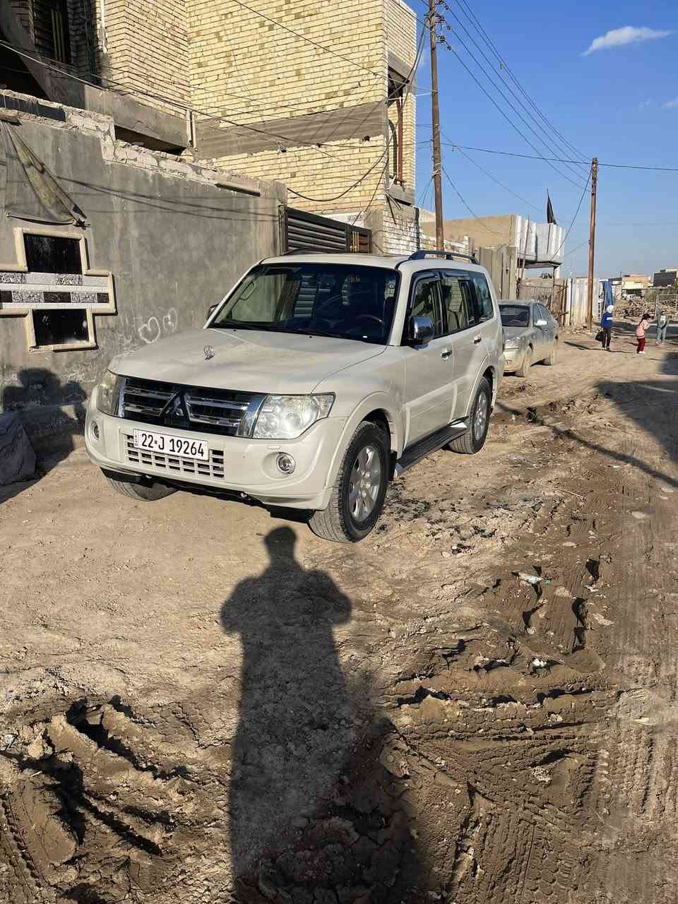 سلام عليكم سياره باجيرو لبيع موديل2014 مكفوله كفاله عامه رقم. اربيل الدولي سياره جديده بعنه الكلمه تايرات برج ستون الأصلي مكان السياره بابل  مداور ثاني يوم السعر 175 وبيه مجال الرقم ***********
