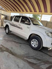 بيكم هايلوكس موديل 2013 رقم بغداد إنكليزي بسمي مكفوله كفاله عامه ماشيه...