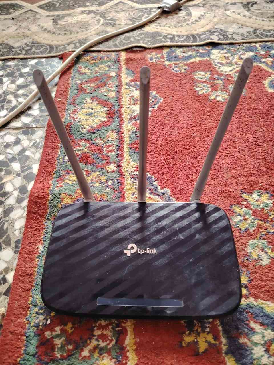 نانو وراوتر البيع الشراي يتصل عل رقم *********** لو راسل عل خاص المكان ميسان حي الرحمه العلوه القديمه شارع الطيب
