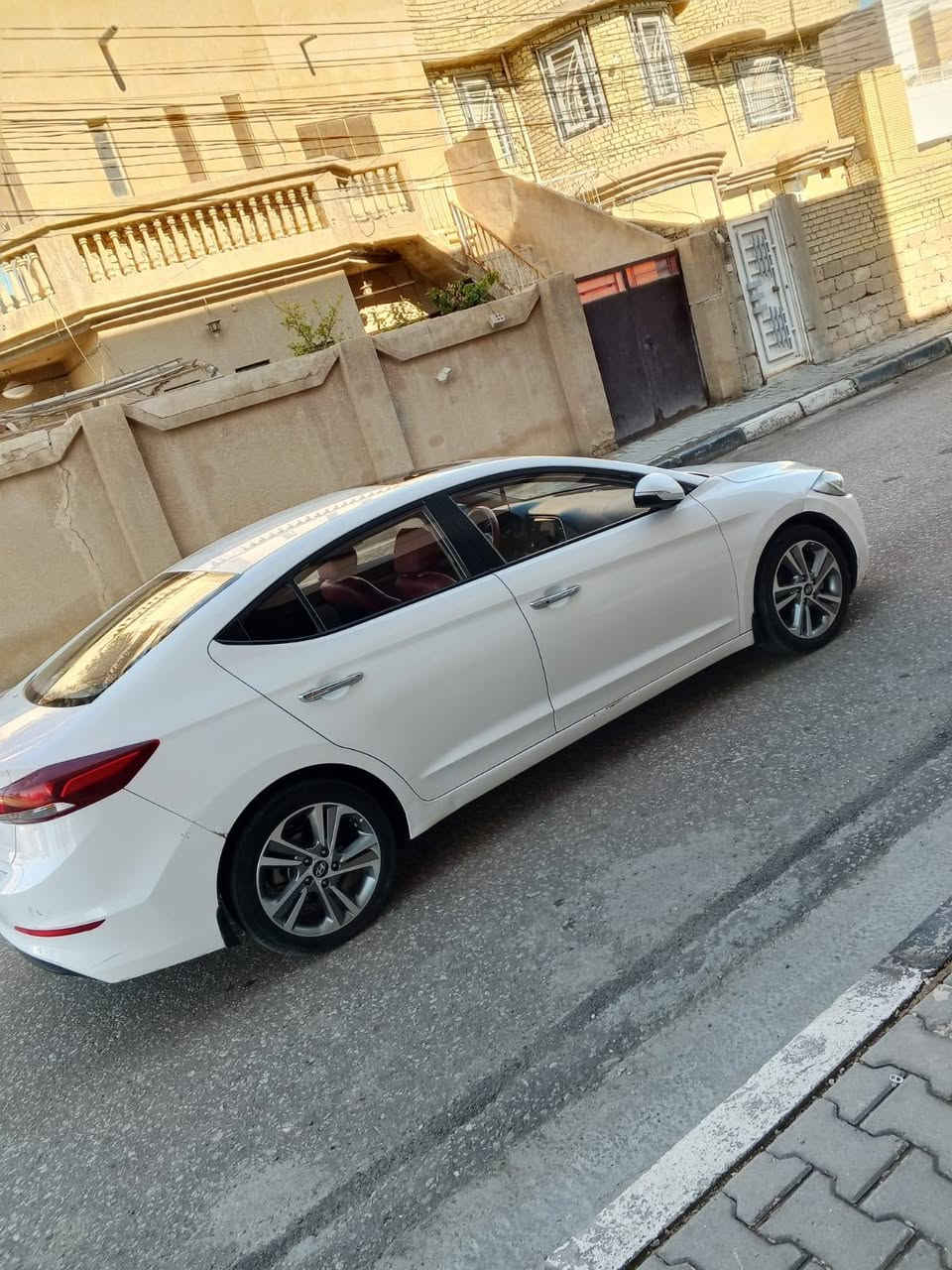 سلام عليكم سياره للبيع فقط النترا وارد خليجي موديل 2018 مكينه دوش 2000 كفاله من الضربه والتبديل والصبغ بيها بارد بسيط مواصفات فول واحد على بصمه كشنات جلد شاشه تحكم ستيرن قطعتين تبريد مري شفط فتحه اشاير بالمري تخم تاير حداديه تبريد ثلج كير مكينه كفاله لا تنقيص لا تبخير العنوان كربلاء السعر //143// بيها مجال بسيط
رقم//*********** الهاتف
