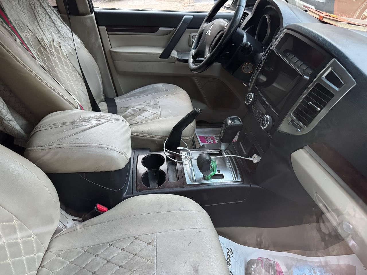 السلام عليكم 

موديل 2018 سلايت شاشة مكينة 3500
مكاني بغداد سعر 180خليجي ***********
