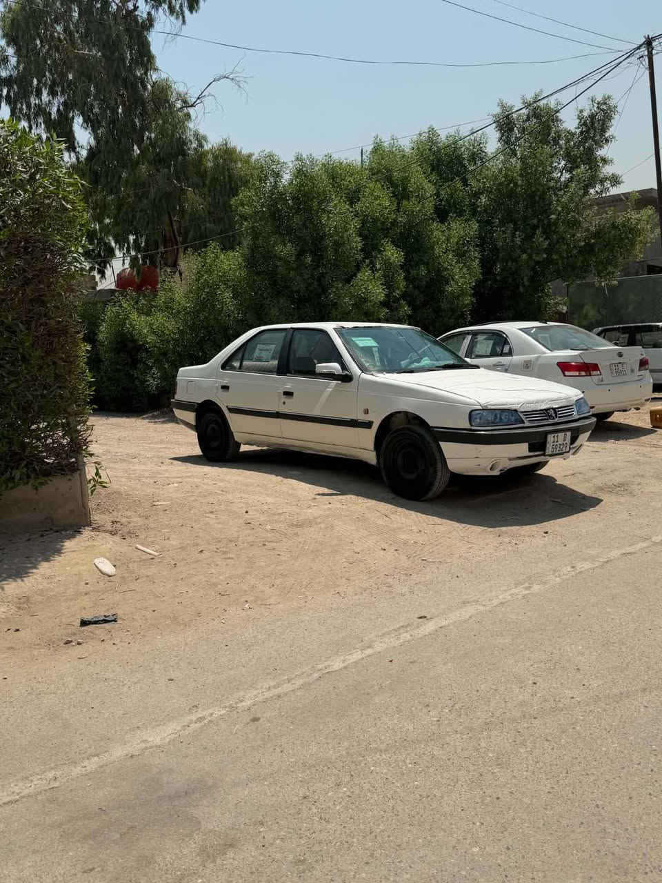 سلام عليكم بيجو 405 موديل 2009 سياره جاهزه كير ومكينه وحداديه كفاله عامه تخم تاير جدد كهربائيات كله شغاله تبريد ثلج مكلفوله من لضربه ولصبغ  سعر 30وبيه مجال عنوان بغداد رقم ***********
