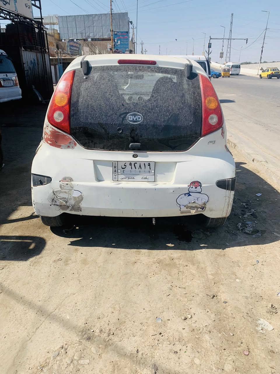 السلام عليكم بي وايدي موديل 2013لبيع السياره عوزها ترتيب بصمه السياره رقم الماني تحويل مكينه كير خير من الله 3 سلندر السعر 20 وبيه مجال مكاني بغداد حي العامل ***********
