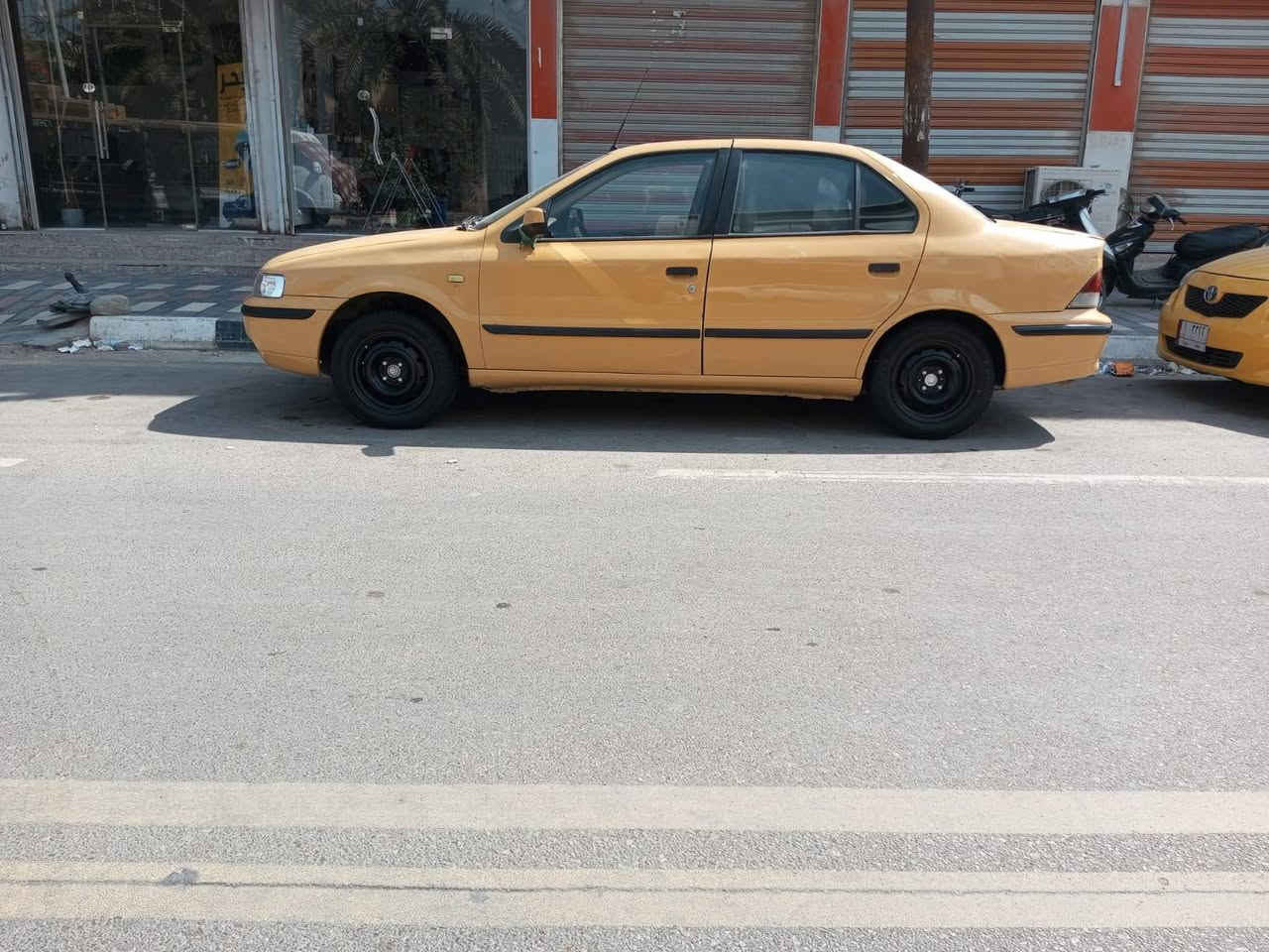 سلام عليكم
سمند مديل 11 كير ومكينه بلاد شرط
جاهزه من كلشي تبريد حداديه تخم تاير
مداور شرط مصفره من كلشي كبل لشارع
# السعر 35 وبيها مجال
*********** اتصل وتدلل
