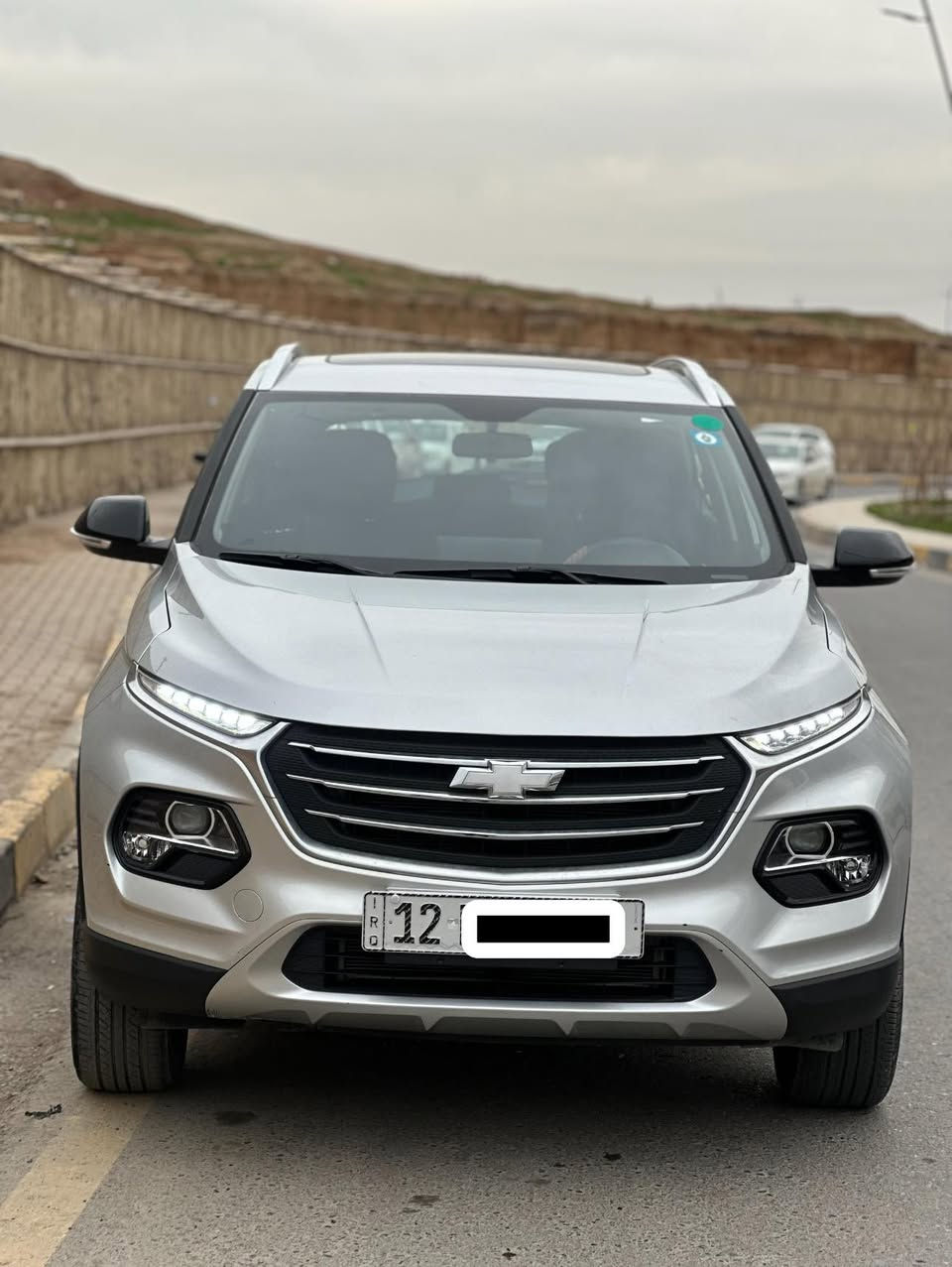 السلام عليكم رمضان كريم
مستمرين بعروض رمضان 
شوفرليت كروف 
موديل ٢٣ 
ماشيه ٩ الف كيلو فقط
رقم نينوى مشروع وطني 
شرط التحويل 
.
وارد خليجي 
كفاله عامه السياره 
بدون صبغ بدون بارد 
.
المواصفات 
شاشه كبيره 
كامره خلفيه 
بانوراما 
بلاجكتور امامي 
عداد ديجتال 
اشاير بل مري 
كروز سرعه 
ابل كار بلي 
وبقية المواصفات المعروفه 
.
سعر مناسب 
العنوان الموصل حي نركال 
لمعرفه السعر الاتصال على الرقم 
***********
