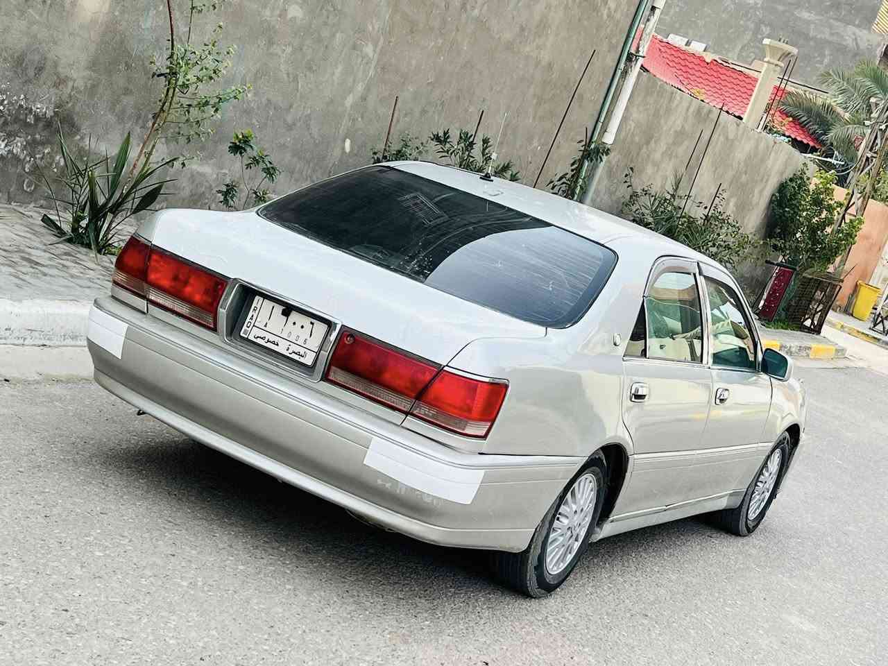 سلام عليكم البيع *********** او *********** جنون مديل 2000 اصل شاصي 175 كرستال اصل سعر ((( 98))) سياره كفاله من نقلّ الجيه كفالة من كصه كفاله من العيب الشرعي كفاله من من جميع الصوليات تحويل مباشر شرط ثاني يوم بسمك مكينه او كير كفاله شرط الفحص حجم مكينه فيفيتي ام كلاص تخم تاير جديد دواخل جديده سياره حلاه من صوره سياره جاهزه علا اخر حبايه والله عليها ادامه كامه مكاني بصره قظاء آلمدينه ورزق الجميع نشالله
