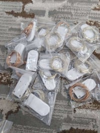 مجموعة نشرات • ١٤قطعة • مفرد