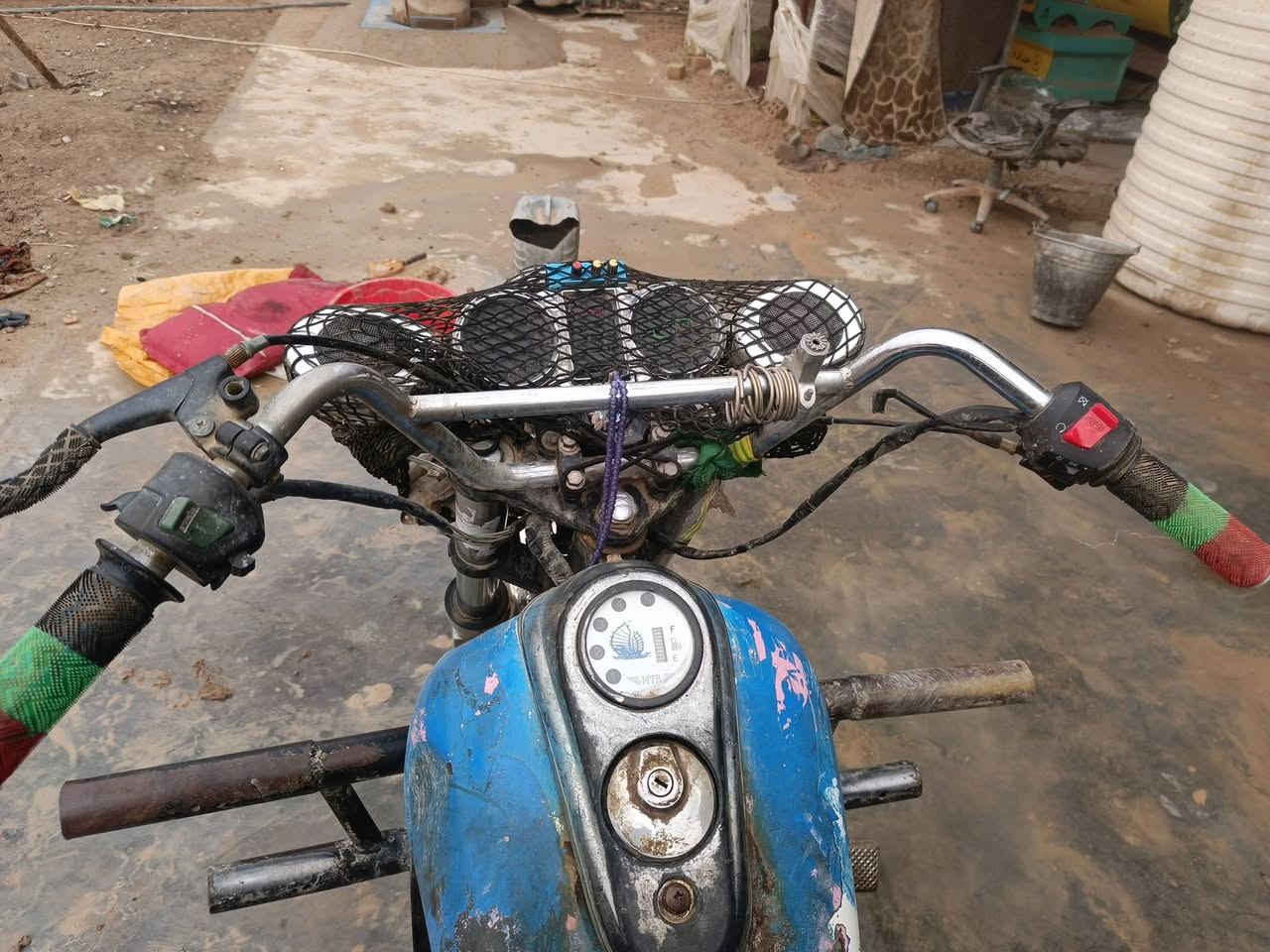 السلام عليكم ستوته البيع دايوان موديل 19 وبيه محرك 20 كهربايات كله شغاله نكرت سلف مابيه اي نقص بجهك لشغل لعنوان بغداد النهروان سعره 850 وبيه مجال لشراي رقم ‏‪***********‬‏
