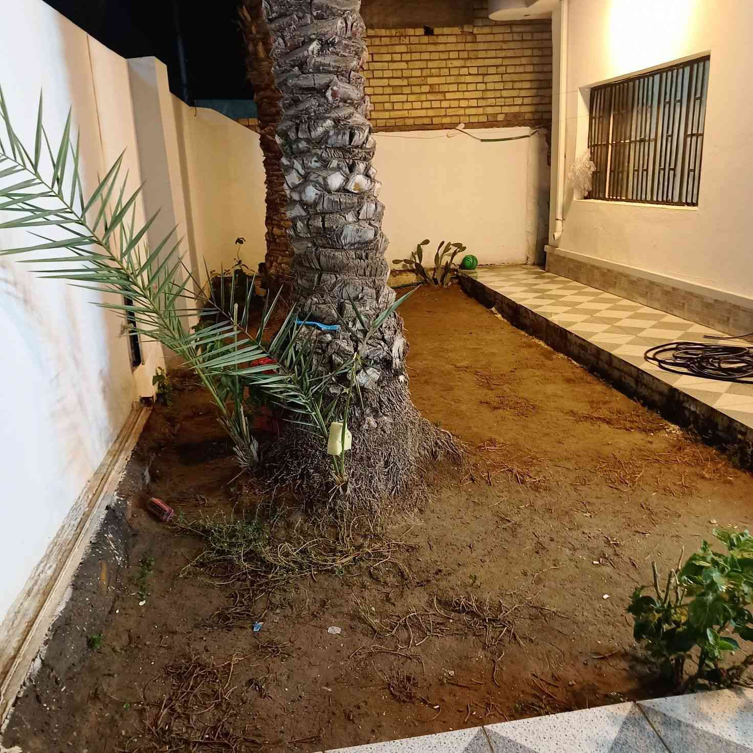 عقار للبيع

في حي الشهداء خلف جامع المرسلين قرب ماركت نيو للتسوق و كوفي مزاج

نوع العقار طابو سند صرف

المساحة 250م²

محتويات العقار طابق واحد

غرفة +غرفة استقبال (هول)

استقبال +صالة+مطبخ

السعر 130 بي مجال بسيط

للتواصل واتساب او اتصال

***********
