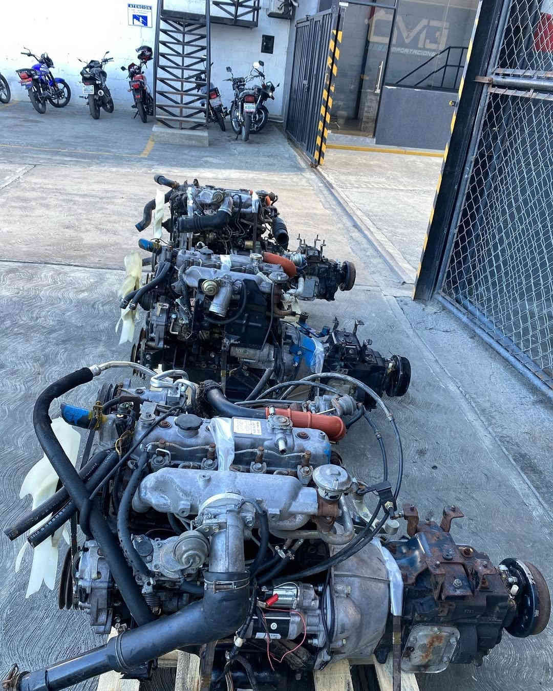 مكاين وگير ازوزه  گاز  كاملة زيرو شرط ضمان شهر   جملة ومفرد متوفر توصيل لجميع المحافظات موجود سعر 11 ورقه ضفيرة  تفرعات كاملة تشغيل بالكاع  واتساب  ***********
