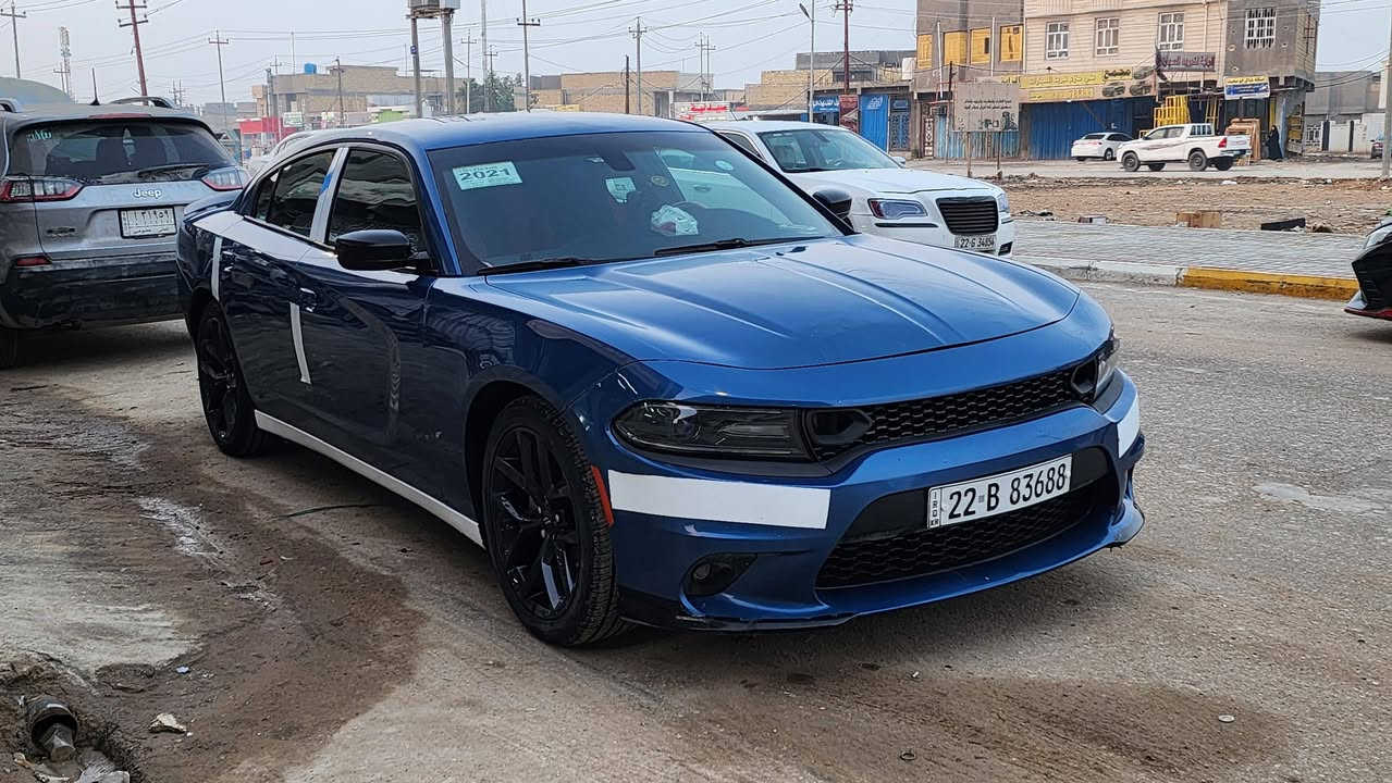 السلام عليكم 
للبيع جارجر فئة sxt 
موديل 2021السيارة جديدة كلش أمريكي ضربتها ربع من البنيد والباقي كفالة عامة گير مكينة 3600 السيارة رقم اربيل تريد وكالة تريد تحويل 
السعر240 وبيها مجال
للتواصل ***********
