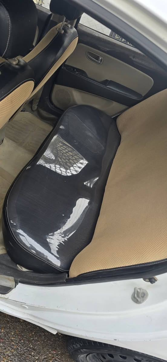 إعلان بيع سيارة
سيارة النترا  خليجي 
الموديل: 2009
اللون: أبيض
السنوية: 2028
الملكية: باسمي
حالة السيارة:
المكينة بحالة جيدة 1600 دكشن عالي 
الإطارات الأمامية: 90%
الإطارات الخلفية: 80%
الحدادية الخلفية: 100%
الحدادية الأمامية: 85%
ملاحظات:
السيارة تحتوي على بعض الخدوش
تبديل باب خلف السائق بلادي 
السيارة تحتاج بعض الترتيب
للمهتمين يرجى التواصل على الخاص أو الاتصال.
***********  السعر 100
