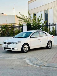 سيراتو ٢٠١٢ • اوتماتيك • ابيض ثلجي
