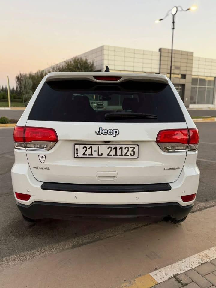 جيب لاريدو موديل2017وارد امريكي بدون صبغ ماشيه 82الف بصمتين ويا سياره جديده حيل كير محرك مكفوله عنوان سليمانيه السعر220بيها مجال***********
