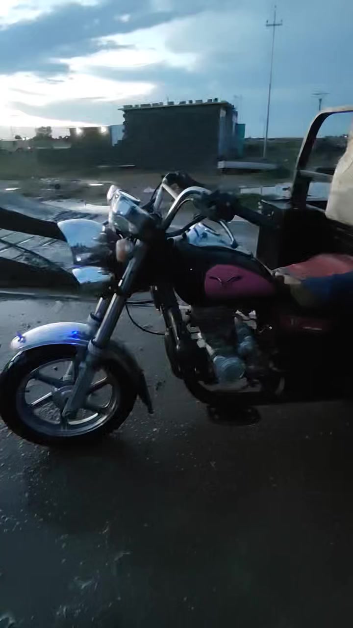 سلام عليكم ستوت للبيع  جمره ام طير كهربايات كلها شقاله محرك سعر 950وبيها مجال حك جيه مكان بغداد تاجي قريت عواد نتصل وبيك خير وتدلل ***********-***********
