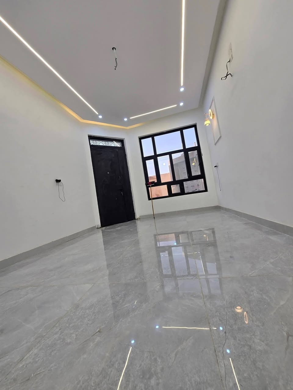 ⭕️دار للبيع بمساحة 130متر طابو زراعي⭕️
✅الموقع بهرز حي الشرطه قرب جامع الشكور
مقابيل حي القادسية ✅
✅بناء جديد درجه اولى ارضية 80×80 مطبخ جدران 90×30✅
✅التفاصيل الطابق الاول استقبال ومطبخ وصاله وحمام وغرفة نوم ✅
✅الطابق الثاني 2غرف نوم وصاله وحمام ✅
✅السعر خاص او الاتصال 👇🏼✅
☎️***********☎️
