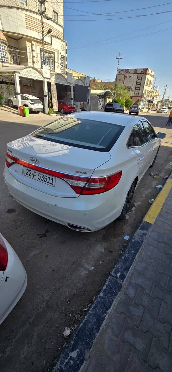 السلدم عليكم
ازيرا 2014 خليجيه مكينه 3ooo
رقم أربيل  الجديد  هزه جديده
كفاله كير محرك تبريد بلاد
كفاله بدي عدا باب سايق بيه ضربه تكتك
بصمه ابواب
برادات A
حساسات  خلفيه
 لايت زينون
لد داخلي
اشاير مري
كراسي كهرباء
وباقي الموصفات معروفه
مكاني البصرة التحسينية
السعر 120  وبيه مجال بسيط

*********** البصرة, العراق
