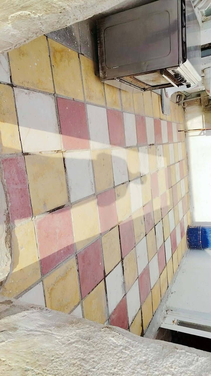 دار للبيع
م 216
غرف عدد 4 وصاله ومطبخ وتخاريج
السعر 75 مع المجال
الموقع الرضويه السابعه قريب على ثانويه اوتاد الأرض
للاستفسار الاتصال على الرقم ***********
