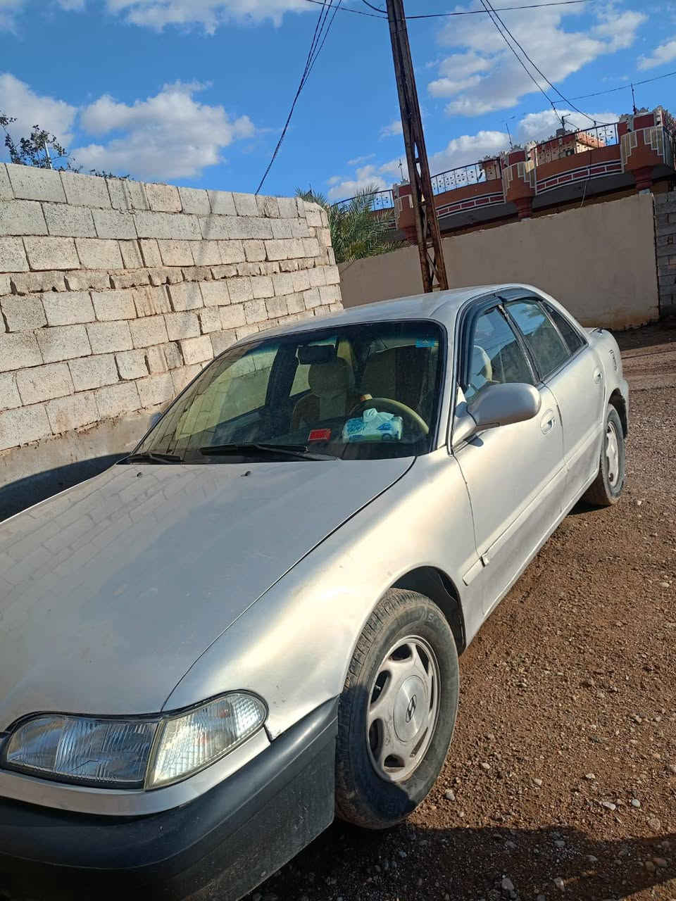 السلام عليكم ورحمه الله وبركاته للبيع سوناتا 95سنويه  2030.  مكينه خير وكير وداخل تبريد ثلج السعر 44 وبيها مجال رقم صاحب السياره ***********
