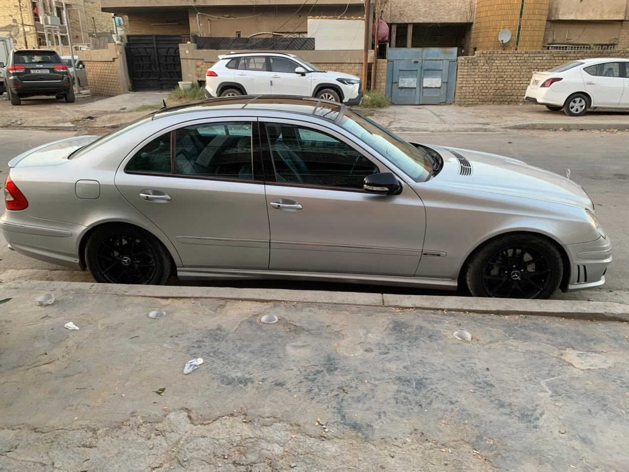 مارسدس 211 موديل 2002 500 AMG kit بانوراما
للبيع السعر 155 و بيها مجال بسيط
مكان السياره بغداد
للاتصال ***********
مكلف بالنشر 📌
