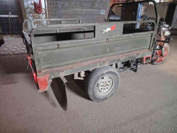 للبيع موديل 2018 محرك 17 ستوته مناسبه مال واحد متوازي والشرايبي خير ويتدلل السعر مليون ومئه اوراق اصولي ***********
