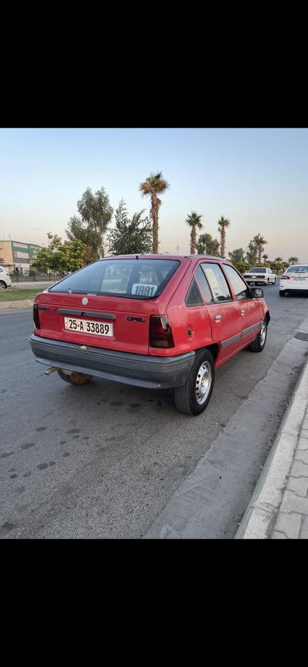 السلام عليكم
سعر 28 و بي مجال 
سيارة للبيع كاديت 
جاهزه من كل نواحي 
بي كوبون بنزين 
موديل 1991
سنويه جديد لحد 2029
مشروع وطني
محرك 1.6
كير عادي
تدفيه شغال 
كهربياته عل بلاد 
صدر جديد 
تيرات جديد 
رقم كركوك
شرطة تحويل 
محرك كير شرط 
واستفسار اكثر 
خابر صاحب السيارة ***********
مكان سياره كركوك
