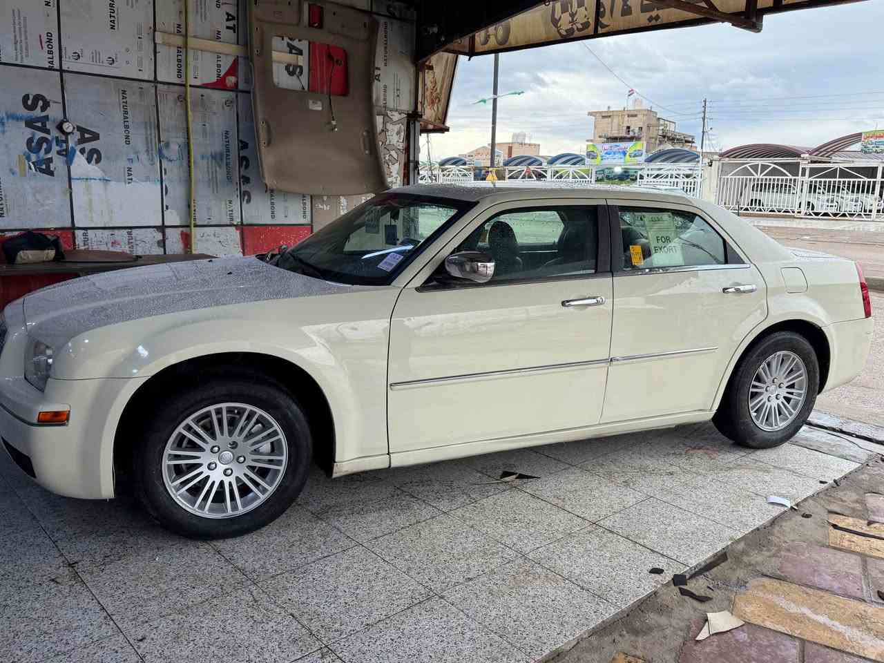 اوباما موديل 2010 اصل رقم بغداد سنويه ل2029 مشروع وطني سياره وارد كندي مكفوله من الظربه وتبديل بيها صبغ هلالات خلفيه فقط سياره جاهزه كير مكينه حداديه تخم تاير تبريد تدفئه كله شغال كشنات جلد عسلي سياره جاهزه مال جناي سعر 118 ميسان لعماره *********** المجر الكعبي, ميسان
