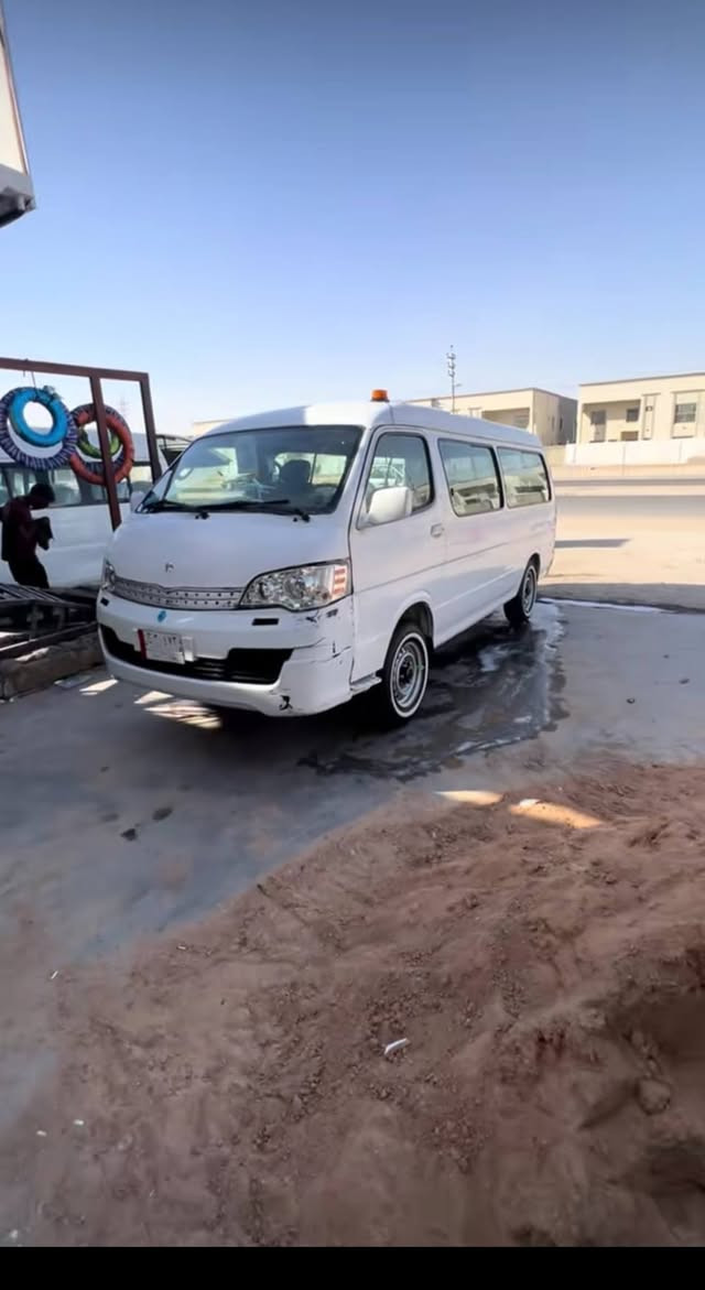 تفاصيل داخل الصورة
