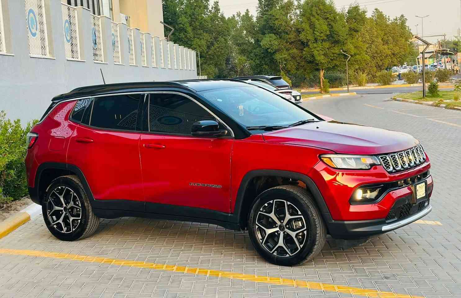 سلام عليكم للبيع او المراوس
جيب كومباس ٢٠٢٥ ماشية ٧٠٠٠ فول لمتدد عدا بانوراما منفيس باسمي بعدها بدون رقم حادث كلش خفيف حافة البنيد صبغ فقط كلشي ممبدل بيها الدعامية الامامية نفسها وبدون صبغ مكانها بغداد حي الجهاد اللاستفسار *********** واتساب
 فقط
