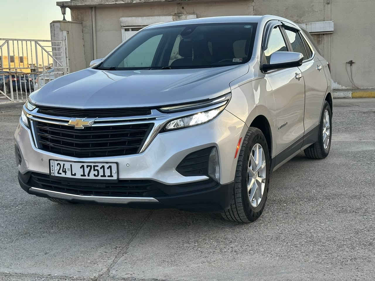 CHEVROLET EQUINOX
2022, LT
اللون سلفر 
الضرر فقط جاملغ امامي + باب السكن امامي كلير امريكي
بدون ايربك ١٠٠/١٠٠ 
الموصفات صندوق شفت 
بصمه تشغيل عن بعد 
كشنات تدفئة 
المكان دهوك عقرة 
موبايل ***********
