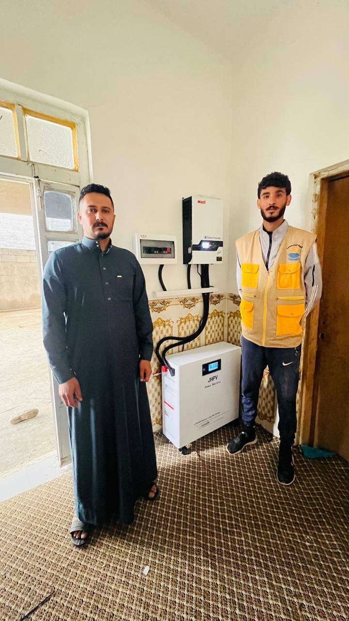 تم بحمد الله تنصيب منظومات طاقه شمسيه من شركة قوة الشمس بإدارة بهاء الحساني ***********
والاستاذ احمد اسماعيل خليل ***********
ضمانات
ضمان البطاريه ٥ سنوات
ضمان انفيرتر ٢ سنه
ضمان الالواح ١٥ سنه
يوجد نقد
ويوجد أقساط ع ماستر كارد الرافدين
