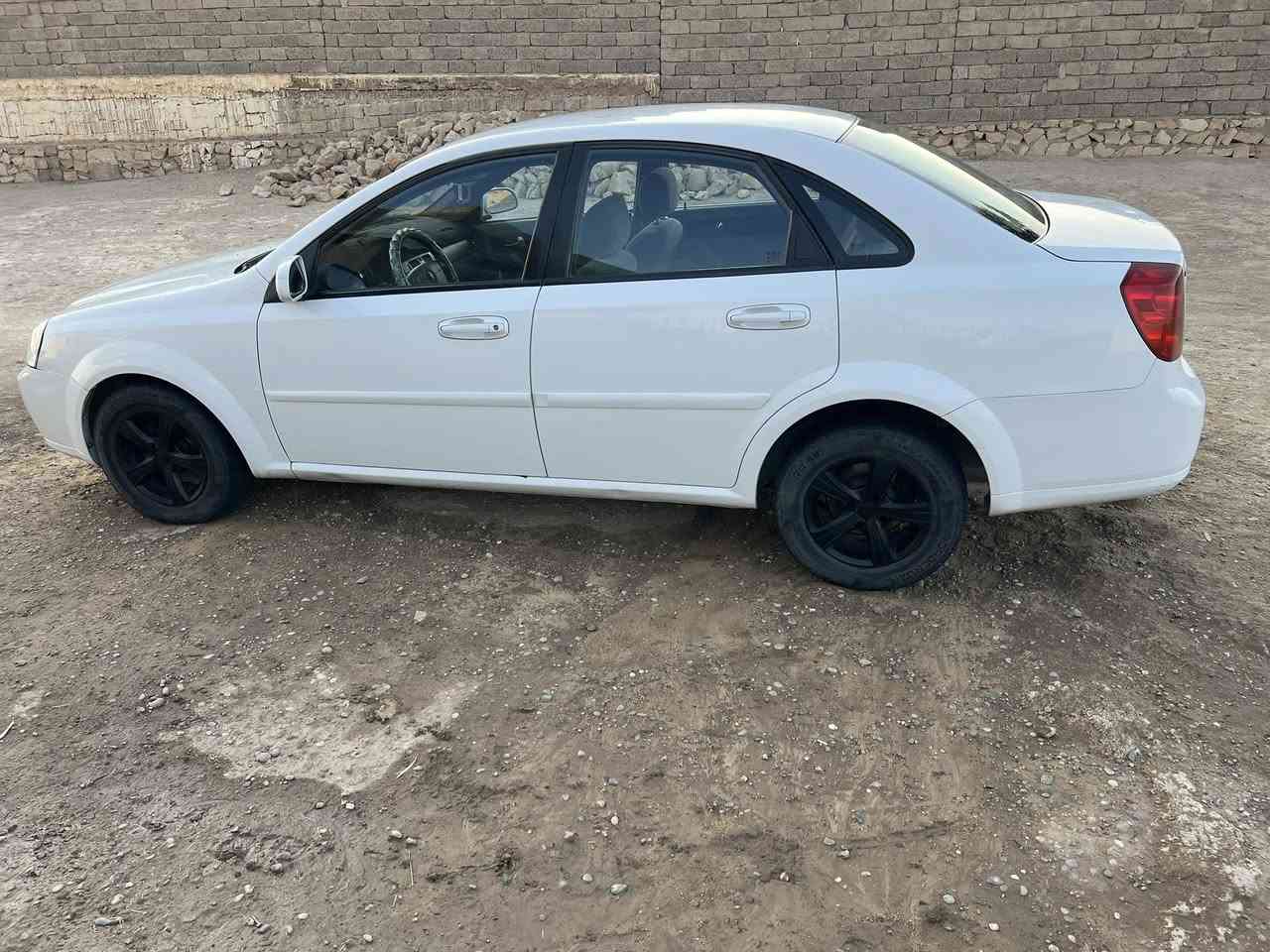 للبيع موديل 2012 توماتيك
مكانها : موصل ناحيه زمار 
ضرر بونيد مصبوغ فقط 
هزه ورقم وسنويه جديده (باسمي)

ملاحظه : هاي صور قبل لا ادوشم داخلها 

سعر92 ورقه وبي مجال

***********
