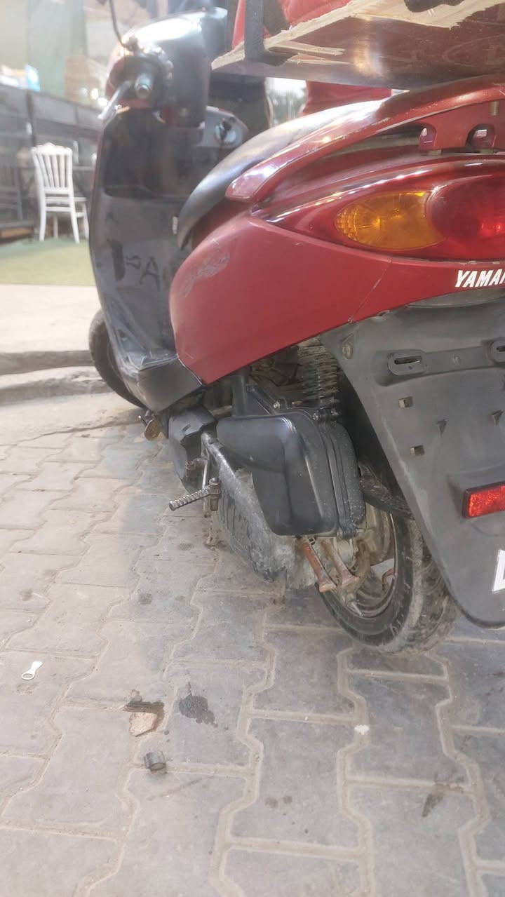 السلام عليكم دراجة بريز كابريتر للبيع ٤٥٠ 

الاستفسار ..***********
