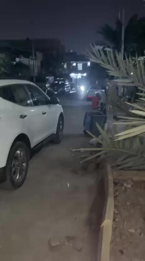 بيت للايجار طابقين مساحه 125م
بالشعله البيت يحتوي على استقبال 
و٣ غرف نوم وصحيات داخليه وخارجيه 
وغرفه سويت وصاله فوك وجوه البيت مرتب


**إذا كنت صاحب هذا الإعلان وتريد حذفه لأي سبب، رجاءا أرسل رسالة إلى الدعم الفني**