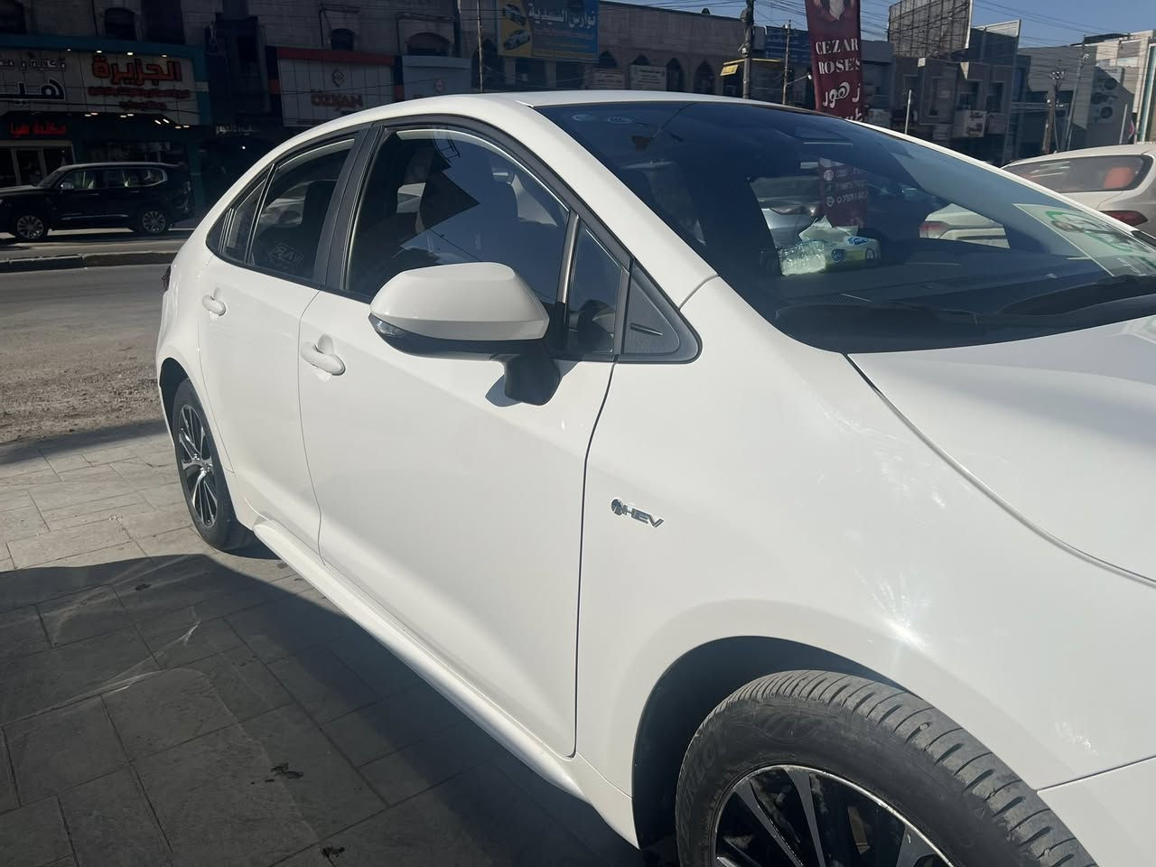 كورلا هايبرد شكلٍ امريكي
2025 مرقم بغداد 
ماشية 7800 كيلو 
مكفولة كفالة عامة من اي شي
فتحة داخل مخمل 

السعر النهائي 157 
بغداد السيدية 
***********0
