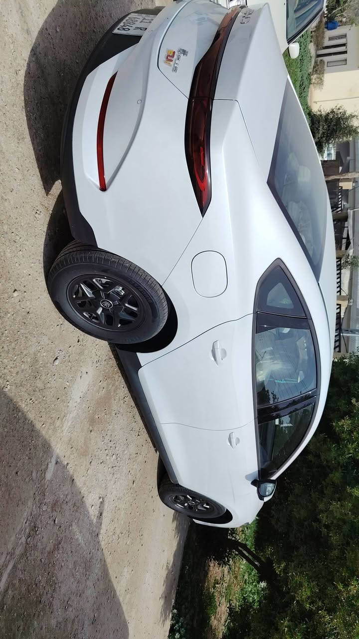 بي واي دي كن بلاص ماشيه 750km هاتف *********** السعر 125 مكاني بغداد
