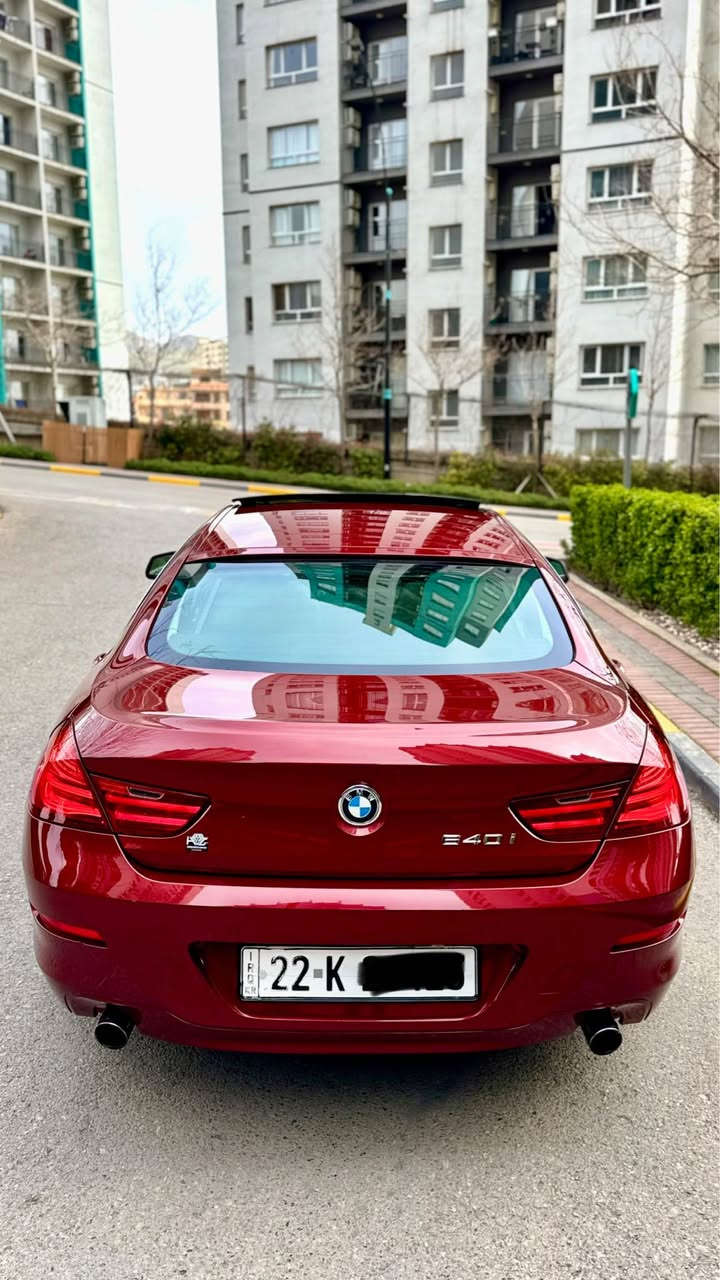 السلام عليكم 
  
2014 BMW 640i Mpackage 
 🚀Twin power turboمحرك 3.0 
خليجية وكالة العروش لون مميز ماروني📦📦🇩🇪
ارخص سعر بسوق 💸
جديدة جداً بحالة الوكالة محرك وكير شرط 
بدون اي ضربه وصبغ عدا كلير شبر بل بابين حتا باب مامفتوح  
السياره فول مواصفات
بانوراما 
رادار نقطه عمياء

ستيرن كهرباء 
كشنات جلد منفصل وخزن ومساج 
لايت داينمك وحساس مطر 
كامرات واصطفاف ذاتي 
وضعيات قيادة 3 سبورت ايكو كونفورت 
هاند بريك بصمة 
بوب 4 شفط ومري شفط
بردات خلفية كهرباء بلادي 
وبعد بيها ناسيهن
السيارة سيرفس كامل صفر مسج ومابيها اي نقص من صدر وطسه ومنظومة بانزين وتبريد

سعر السيارة 188$ مجال بصيت
وماعتقد اكو هيج نظافة وسعر بهذا الحجم والي ميعجبة البوست يعبره بدون كلام جانبي رجاءاً ❤️
مكاني سليمانية :-  *********** السليمانية, العراق
