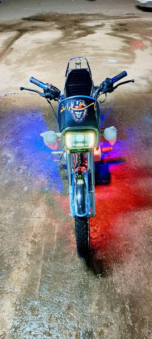 سلام عليكم دراجه ايراني اللبيع 2025
مكفوله كفاله عامه شلعه معدل...سعر 850وبيه مجال ... تايرات جوبلس +سماعات 
+شاير رماش بيض+نشرات العنوان بغداد الاعظميه شارع ضباط 
رقم الهاتف ***********
