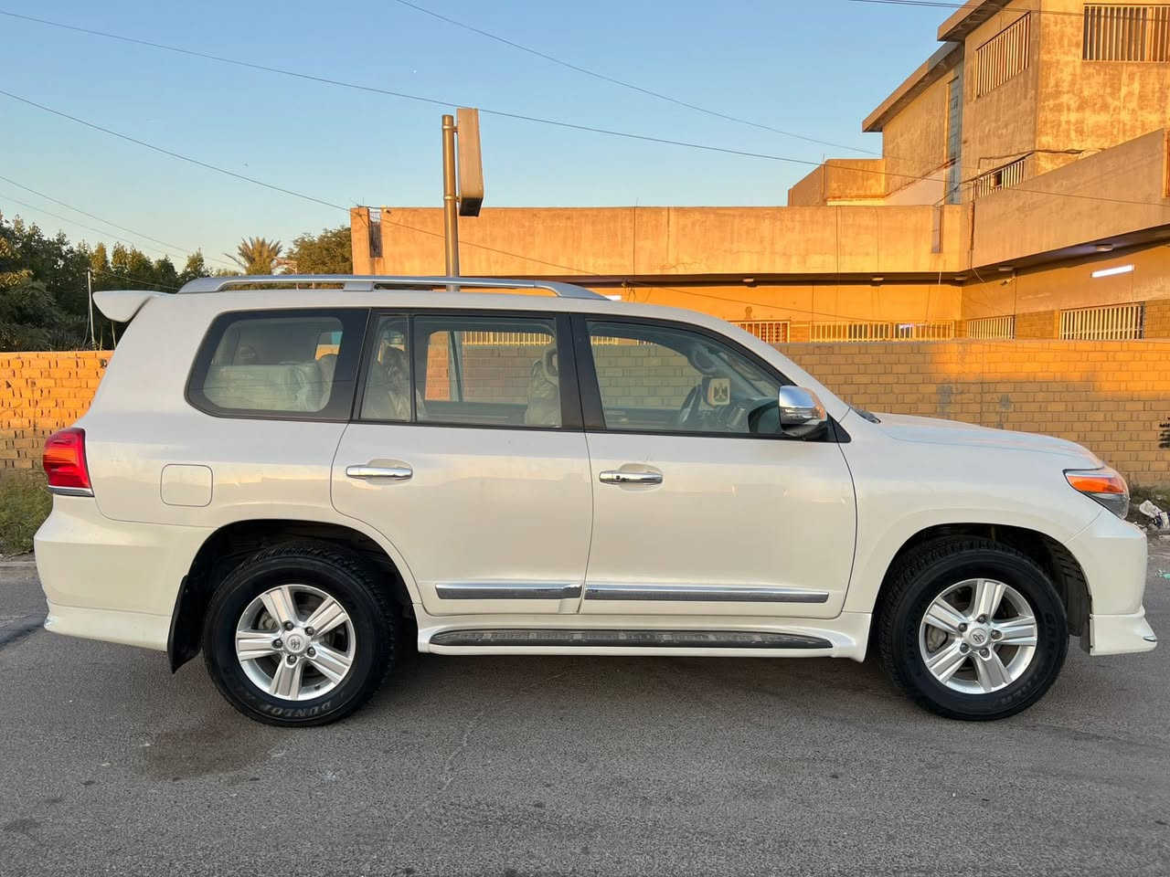 بيع سياره لاندكروز موديل ٢٠١٥ شركه جيهان رقم اربيل فول مواصفات كفاله عامه ***********
